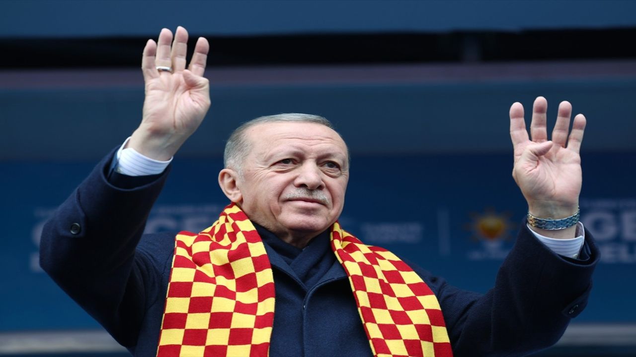 Cumhurbaşkanı Erdoğan Kayseri’de emekliye promosyon müjdesi verdi