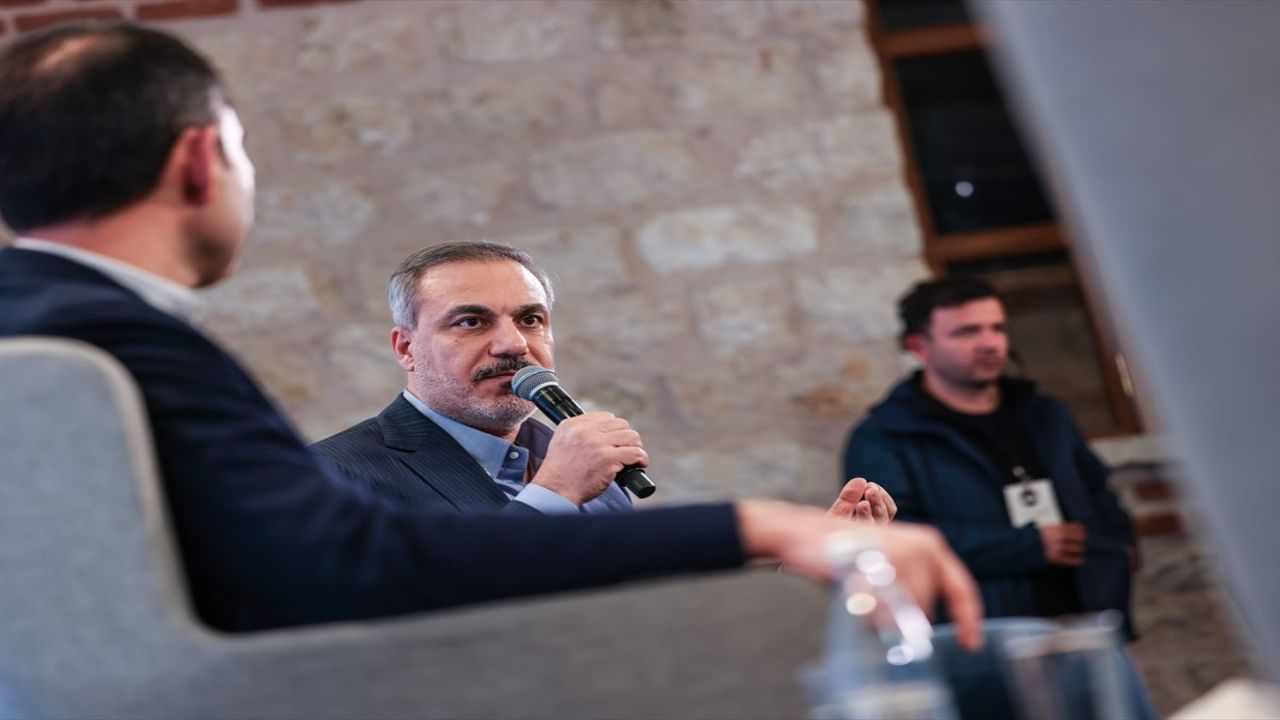 Dışişleri Bakanı Fidan İBB Başkanlık yarışında Murat Kurum’a oy istedi