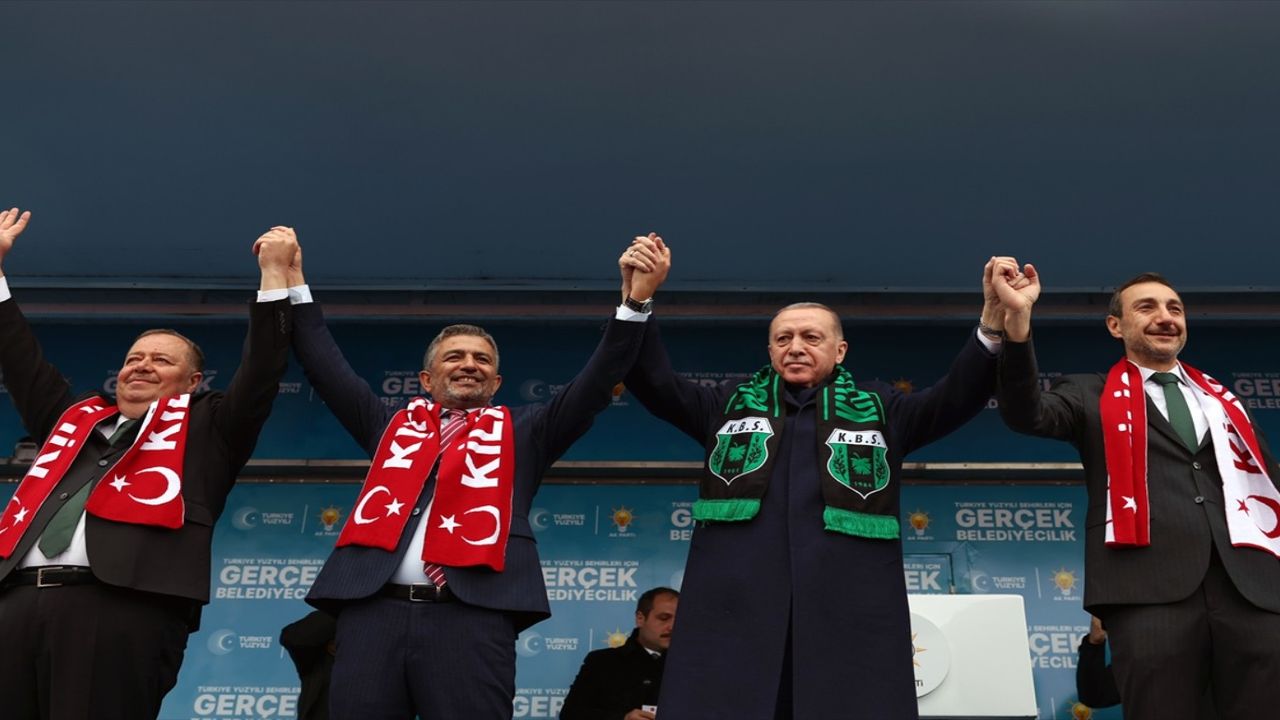 Erdoğan Kilis’te konuştu: “Para desteleriyle kule yaparlar”