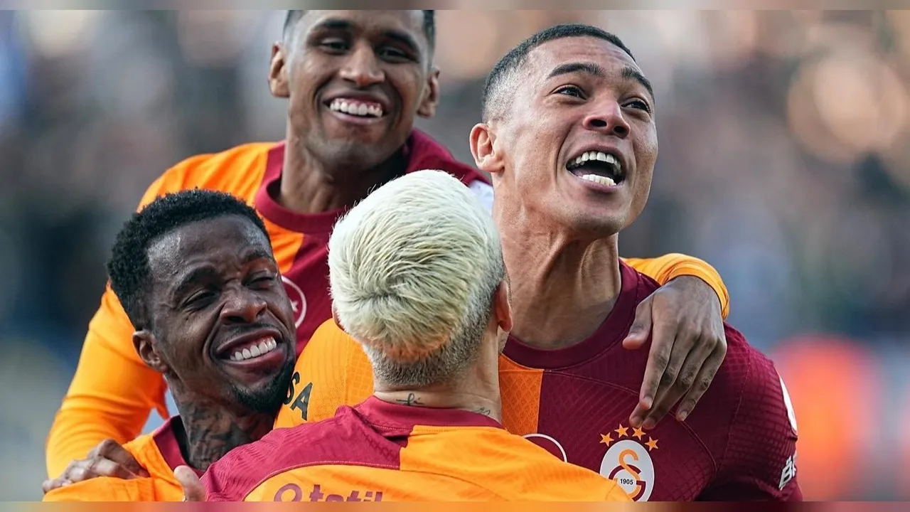 Galatasaray, Kasımpaşa'yı 4-3 mağlup ederek liderliğini sürdürdü!