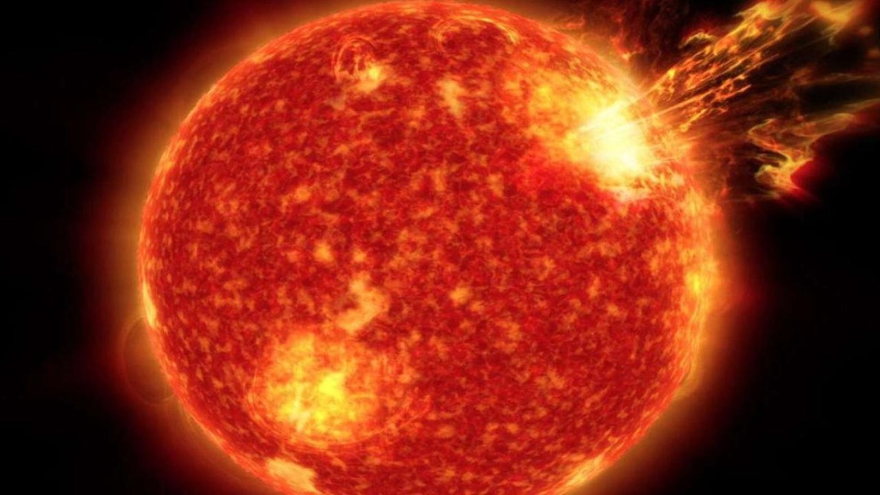 Güneş’te son 6 yıldaki en şiddetli patlama: Dünya’da önemli etkiler görülebilir