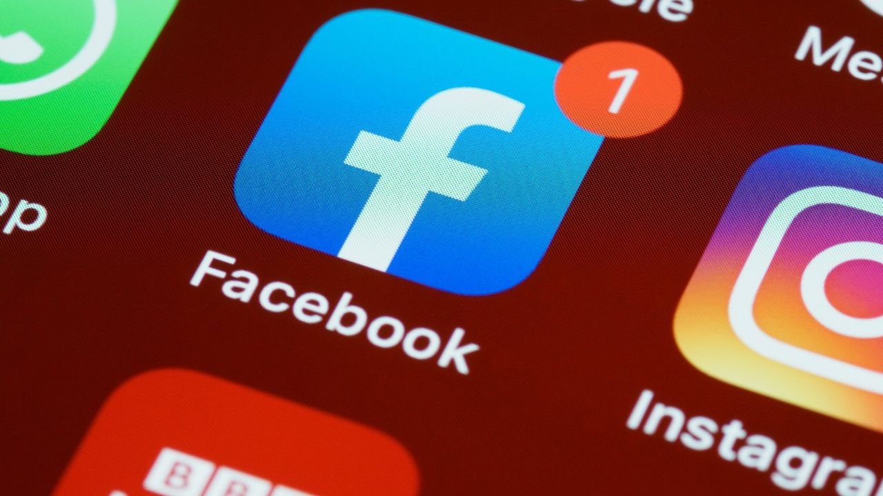 Instagram ve Facebook çöktü! 5 Mart Salı Instagram ve Facebook son durum 