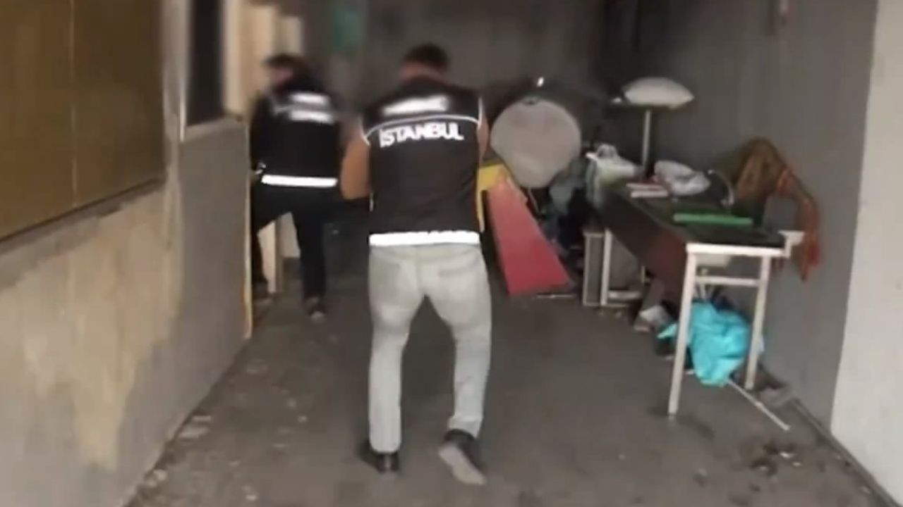 İstanbul Polisi’nden Dev Uyuşturucu Darbesi: 4 Ton 604 Kilogram Metamfetamin Ele Geçirildi!
