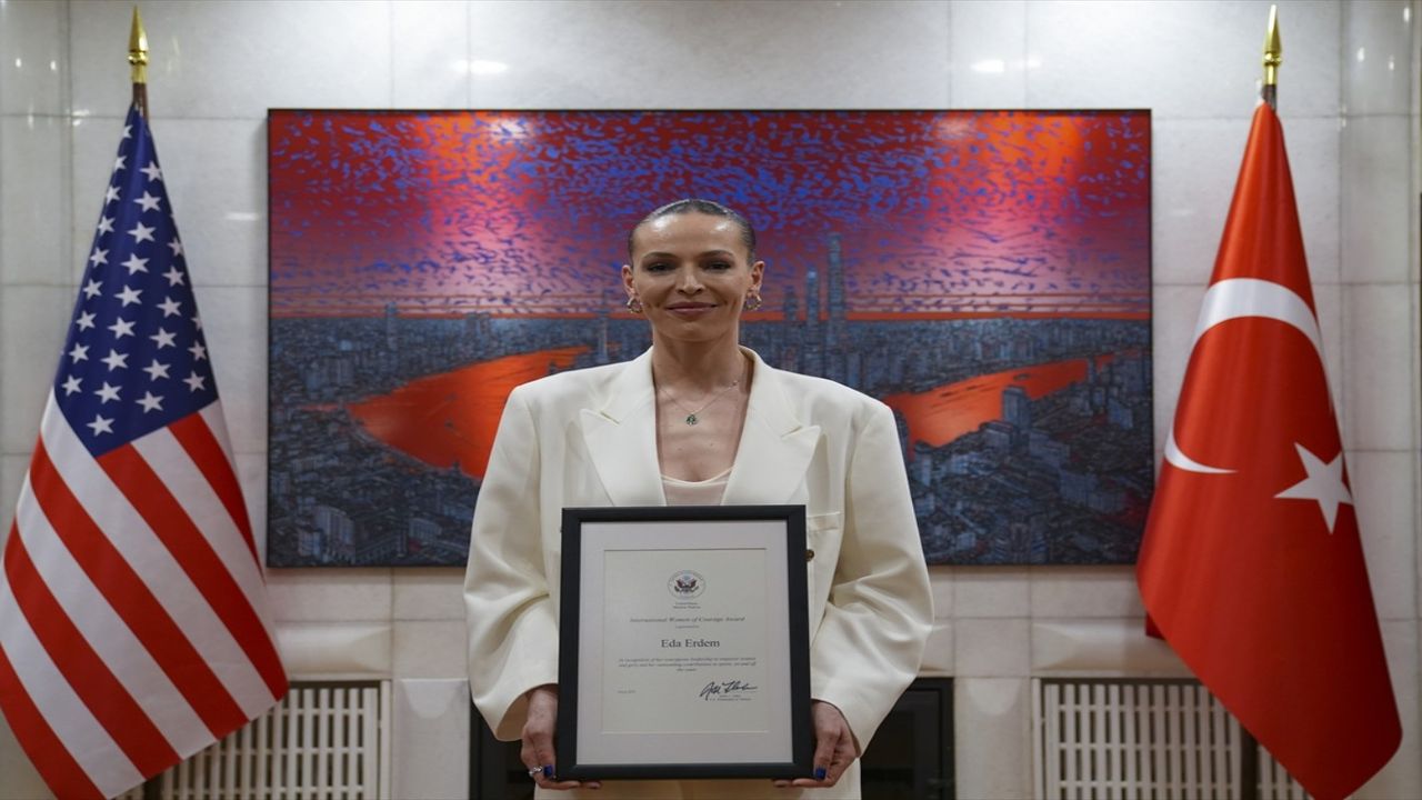 Voleybolcu Eda Erdem “Uluslararası Cesur Kadınlar” ödülüne aday gösterildi