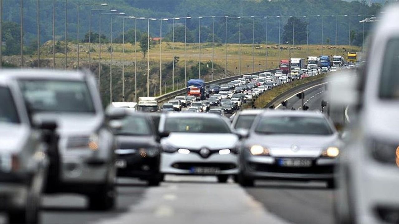 Araç sahipleri neye uğradığını şaşırdı! Büyük zam gece yarısı geldi!