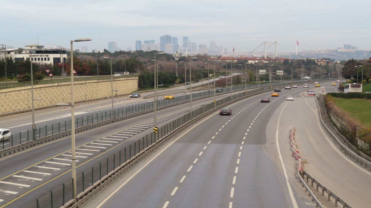 Bayram tatili İstanbul trafiğine yaradı: Trafik yoğunluğu yüzde 6’ya düştü 