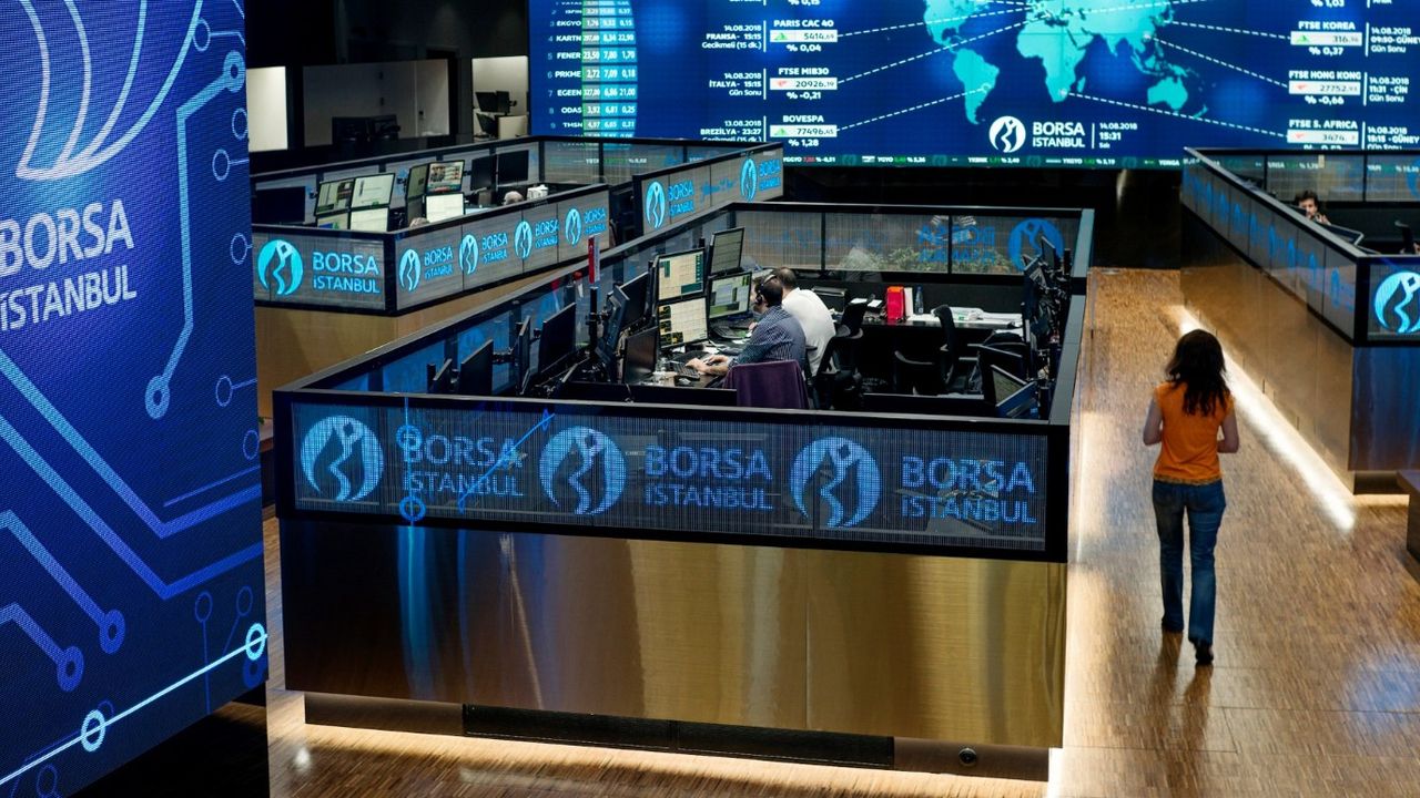 Borsa İstanbul'da günlük seyir: BIST 100 endeksi yatay başladı, düşüşle tamamlandı