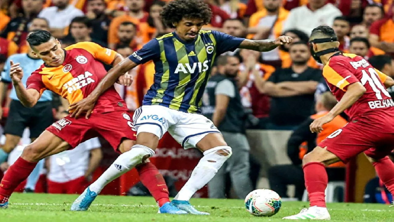 Fenerbahçe, ezeli rakibi Galatasaray'ın rekorunu egale etti