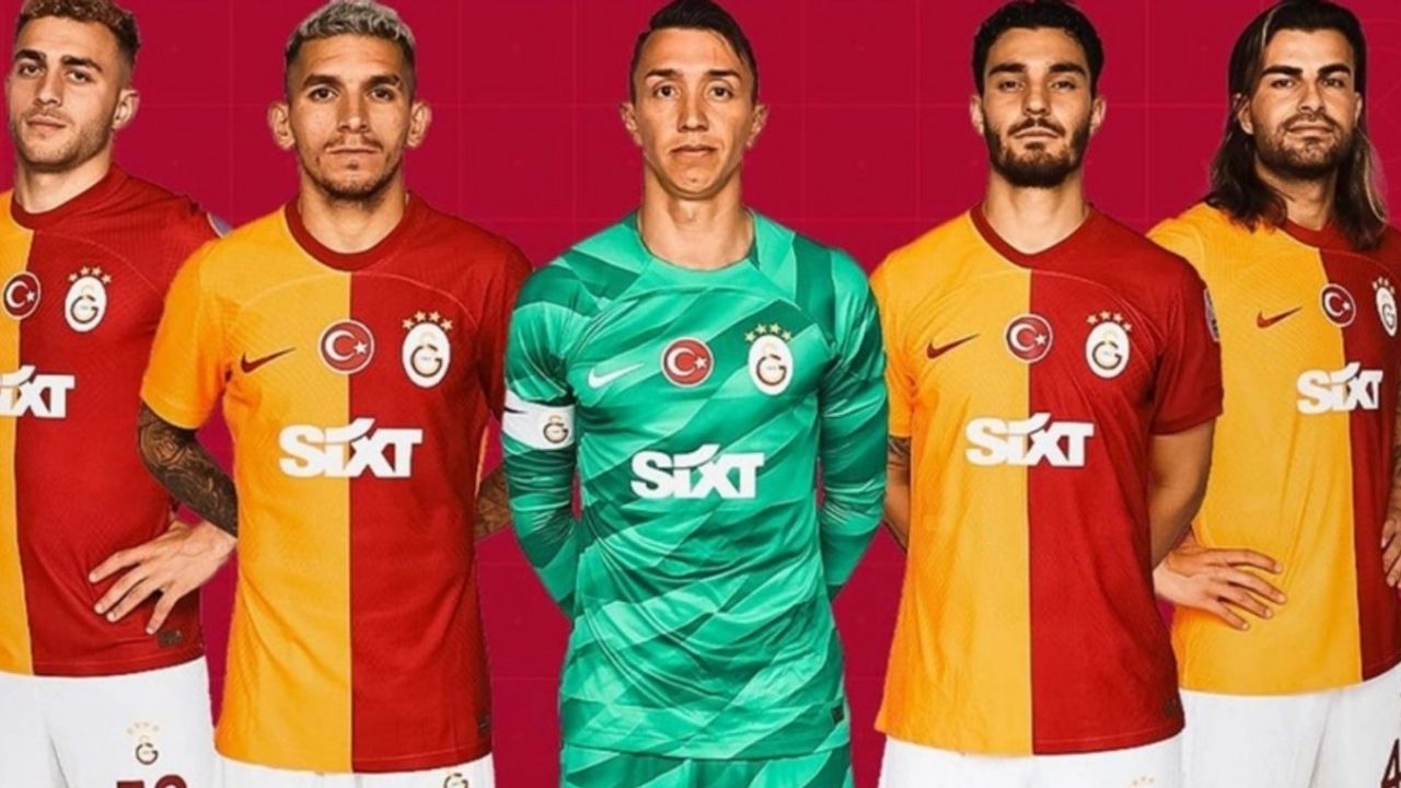 Galatasaray,  başarılı futbolcuları için yeni sözleşme imzaladı: İşte törenin detayları