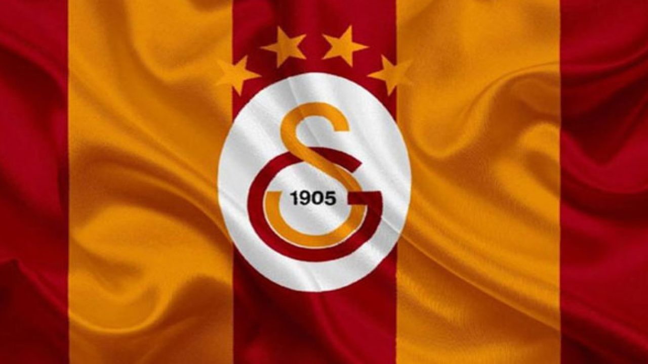 Galatasaray’dan önemli hamle: 5 isimle sözleşmesini yeniledi