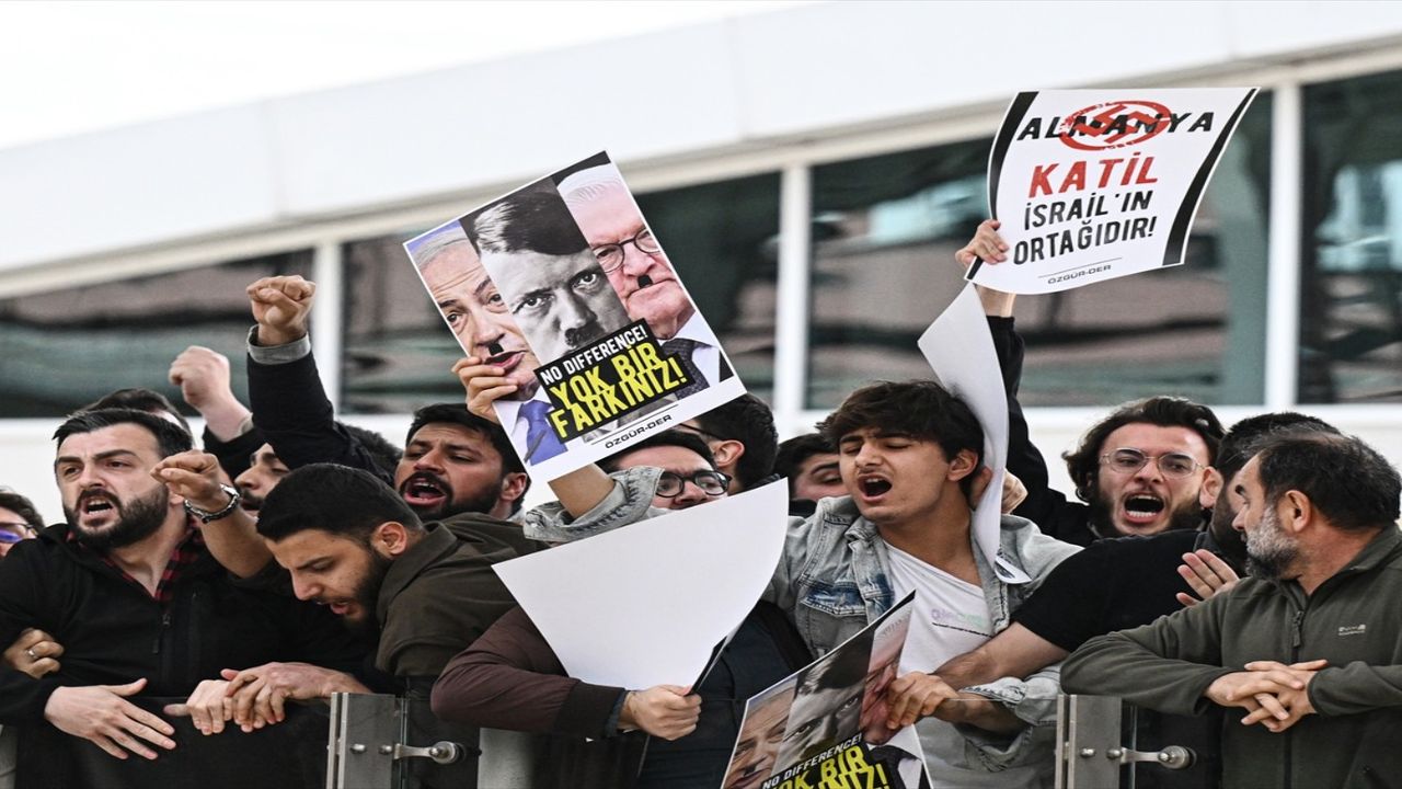İstanbul’da Steinmeier protesto edildi: Almanya’nın Filistin politikasına tepki