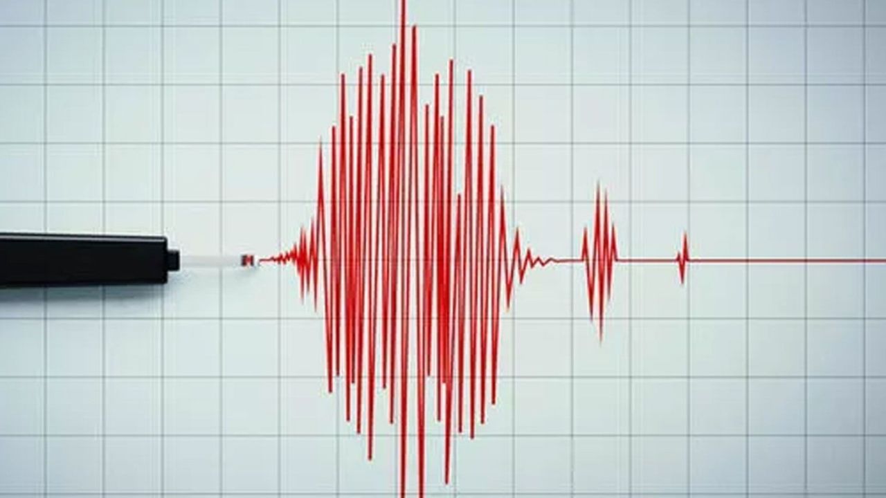 Japonya'nın Kuji kentinde 5,9 şiddetinde deprem