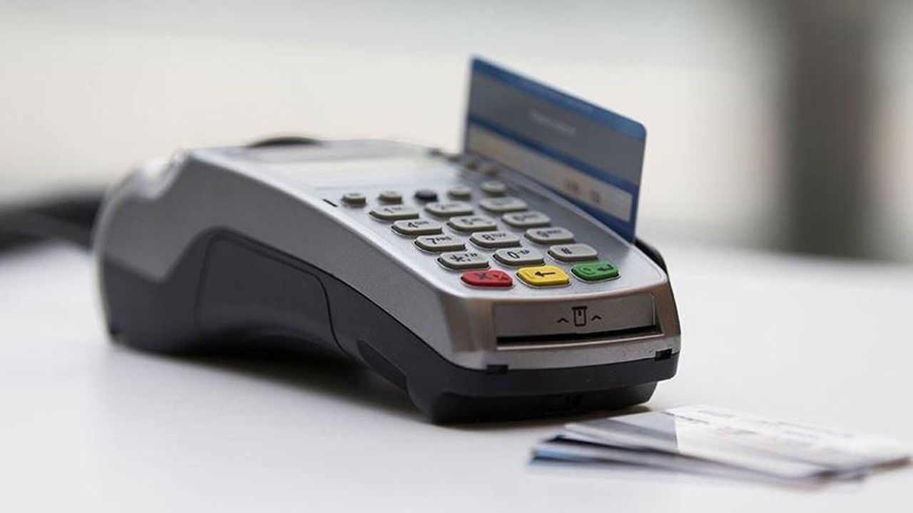 Kredi kartlarında bir dönemin sonu! Tek tek SMS ve e-mail ile bildirildi