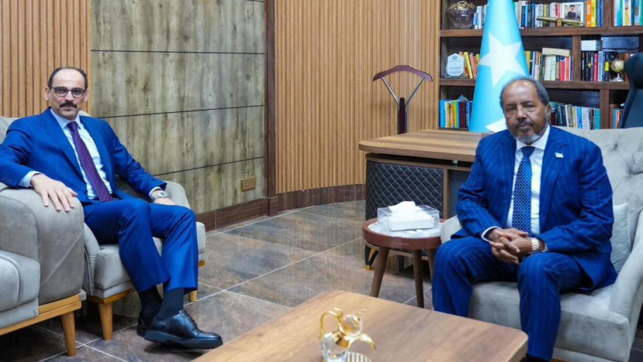 MİT Başkanı İbrahim Kalın, Somali Cumhurbaşkanı Hasan Şeyh Mahmud ile görüştü