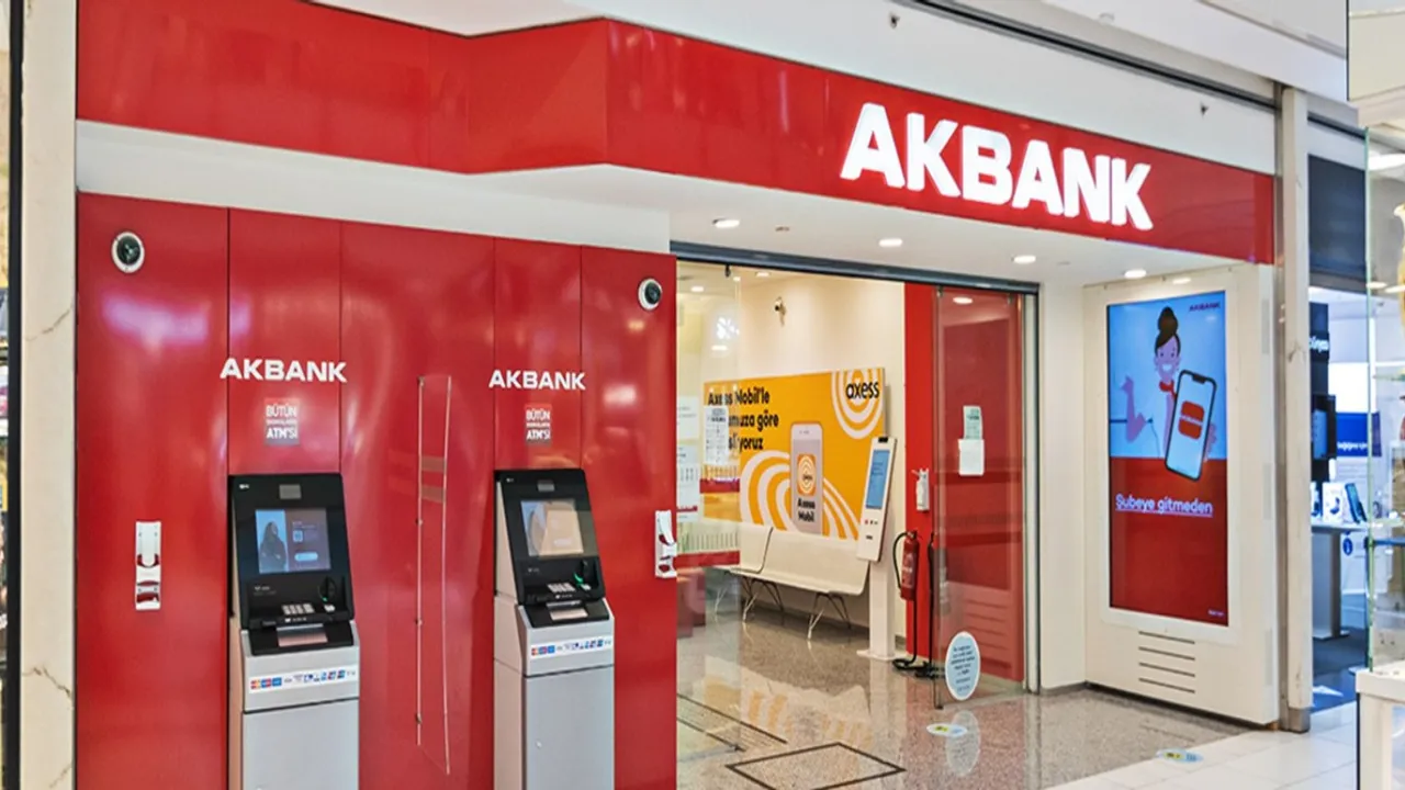 Akbank şubesine giden 100.000 TL ile dönecek! Kuralsız şartsız borç kapatma kredisi!
