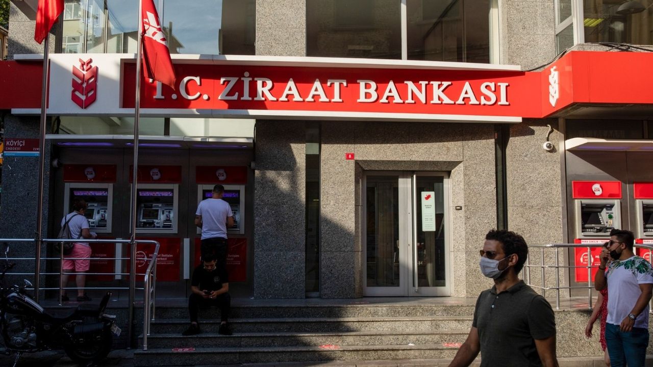 Anneler günü hediyesi Ziraat Bankası'ndan! 1 dakikalık işleme 300 TL hediye