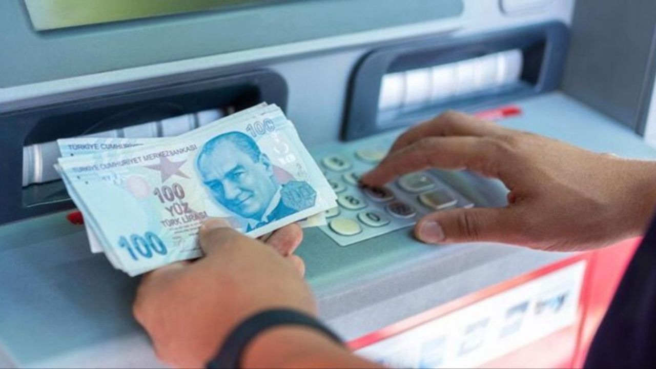 ATM'den para yatırıp çekenler dikkat! Artık kart yerine bu kullanılacak