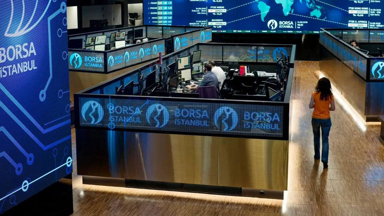 Borsa İstanbul'da BIST 100 endeksi hafif değer kaybetti, yatırımcılar Fed'in yönlendirmelerini bekliyor