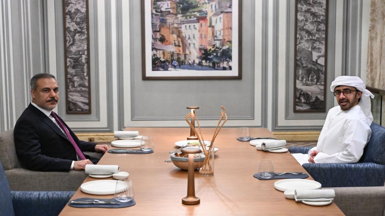 Dışişleri Bakanı Hakan Fidan, Birleşik Arap Emirlikleri Dışişleri Bakanı Abdullah bin Zayid Al Nahyan ile görüştü