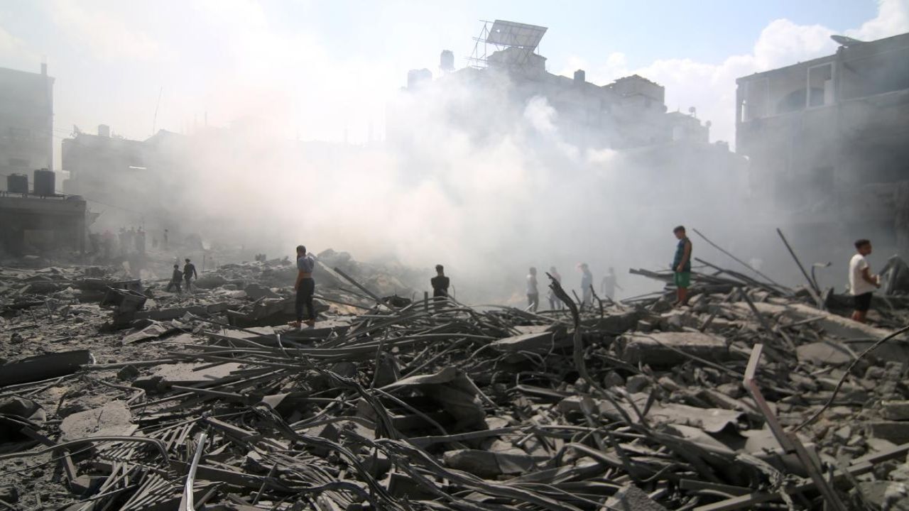 İsrail’in Gazze’ye saldırıları sonucu hayatını kaybeden Filistinli sayısı 34 bin 654’e yükseldi