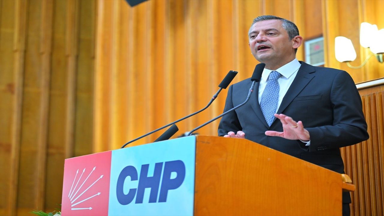 Özgür Özel, CHP’nin grup toplantısında konuştu: "Vergi azdan az, çoktan çok alınmalı"