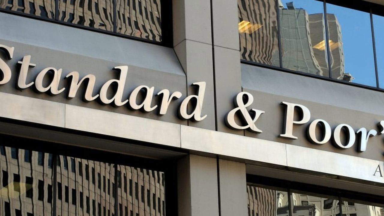 S&P Türkiye'nin kredi notunu B+'ya yükseltti