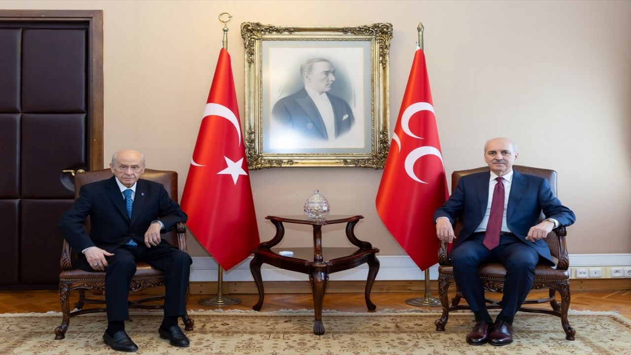 TBMM Başkanı Kurtulmuş, MHP lideri Bahçeli ile ‘yeni anayasa’yı görüştü