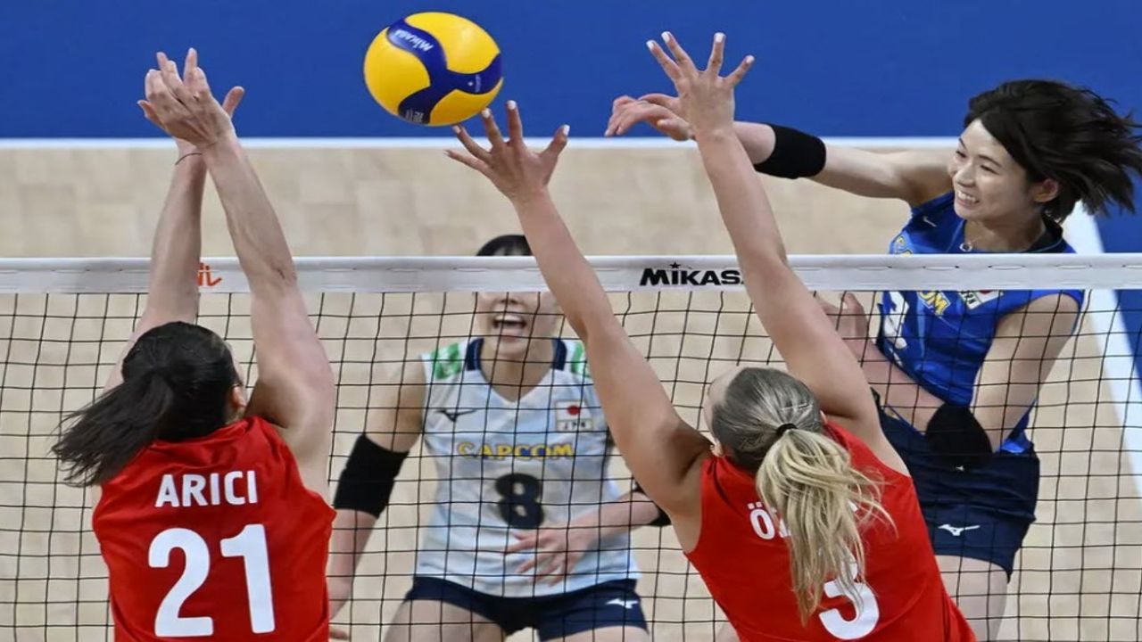 Türkiye, Voleybol Milletler Ligi'nde Japonya'ya mağlup oldu: 22 maçlık yenilmezlik serisini sonlandırdı