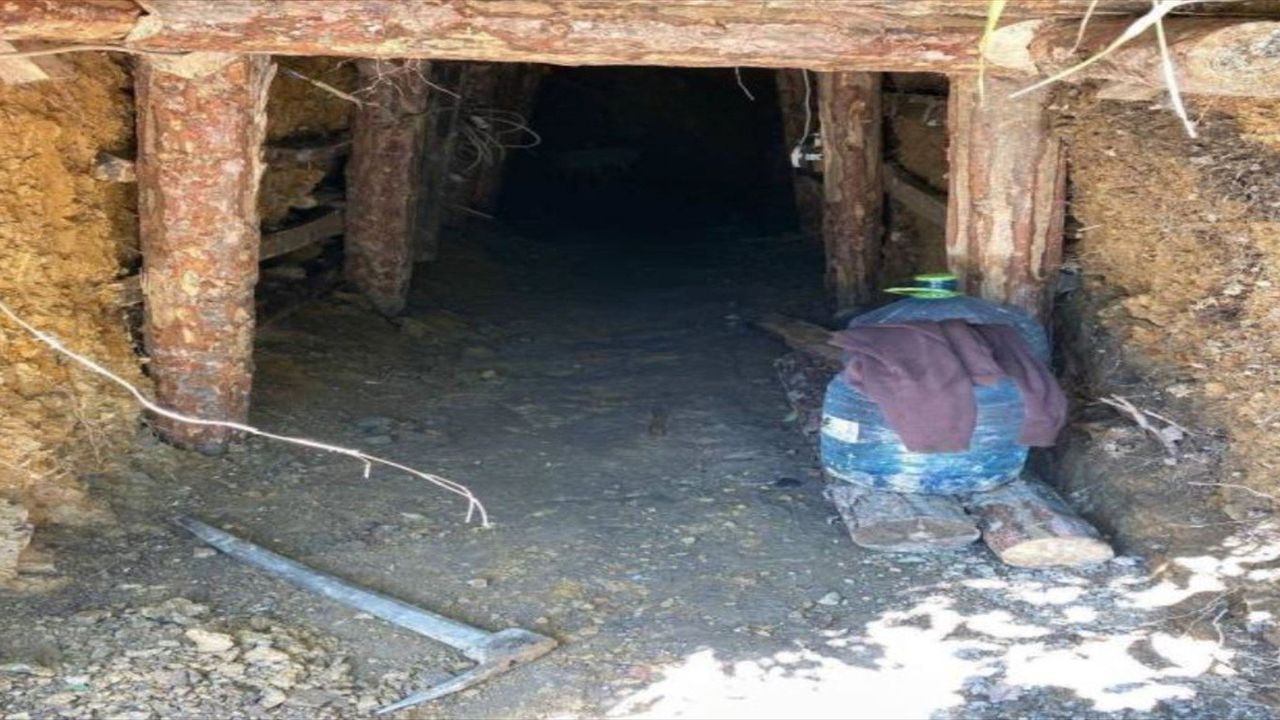 Zonguldak’ta bulunan ve ruhsatsız olarak işletildiği tespit edilen 5 maden ocağı imha edildi