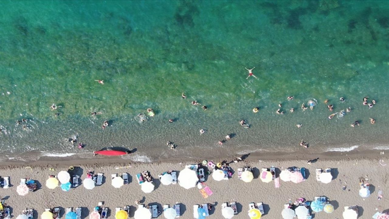 Akçakoca'da haftasonu denize girme yasağı...