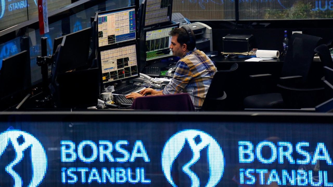 Borsa İstanbul haftanın son işlem güne yükselişle başladı! Bankacılık ve holding endeksleri artış kaydetti