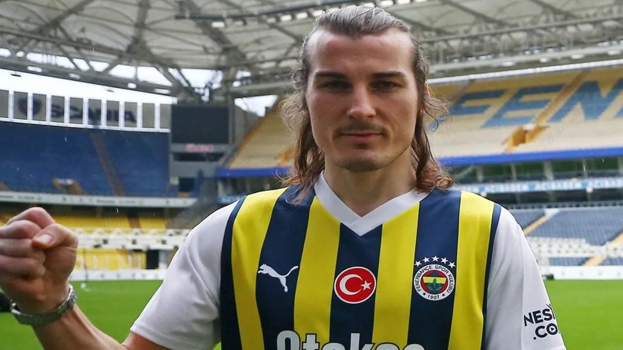 Fenerbahçe, Çağlar Söyüncü’yü 9 milyon euro ve bonuslar karşılığında transfer etti