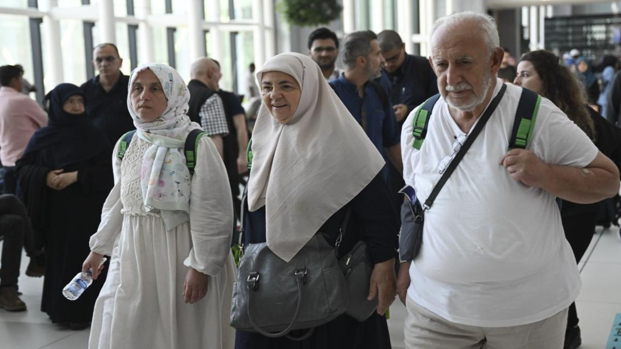 Hacıların kutsal topraklardan yurda dönüşü başlıyor! Son kafile 14 Temmuz'da