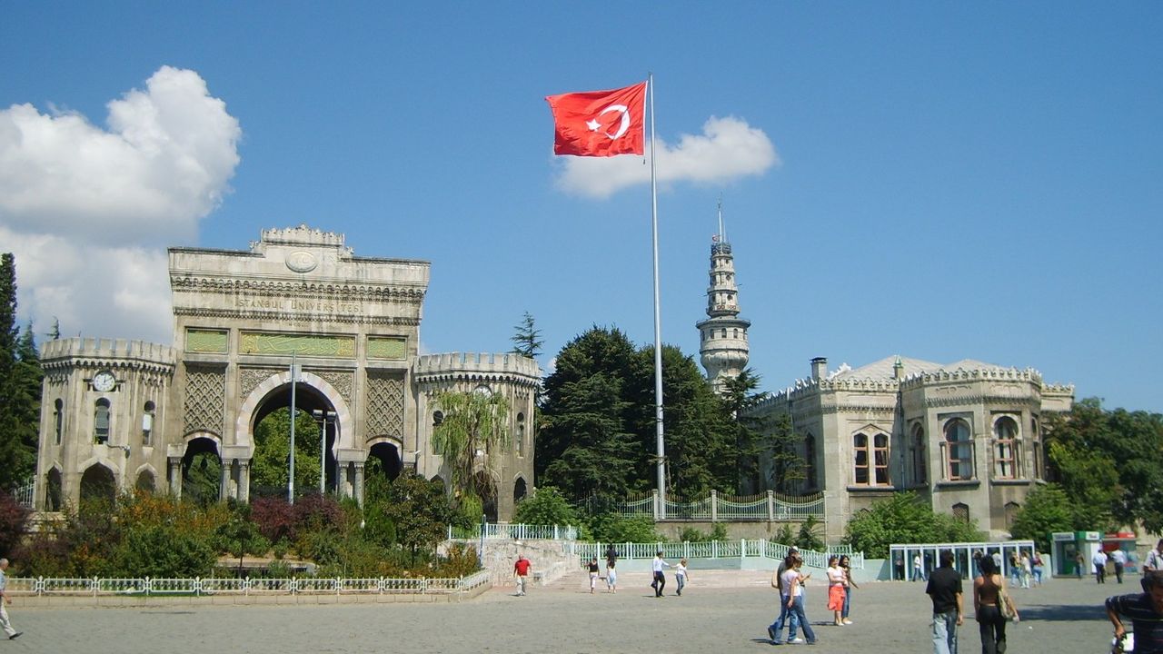 İstanbul Üniversitesi KPSS'siz personel alımını başlattı! Başvuru şartlarına dikkat