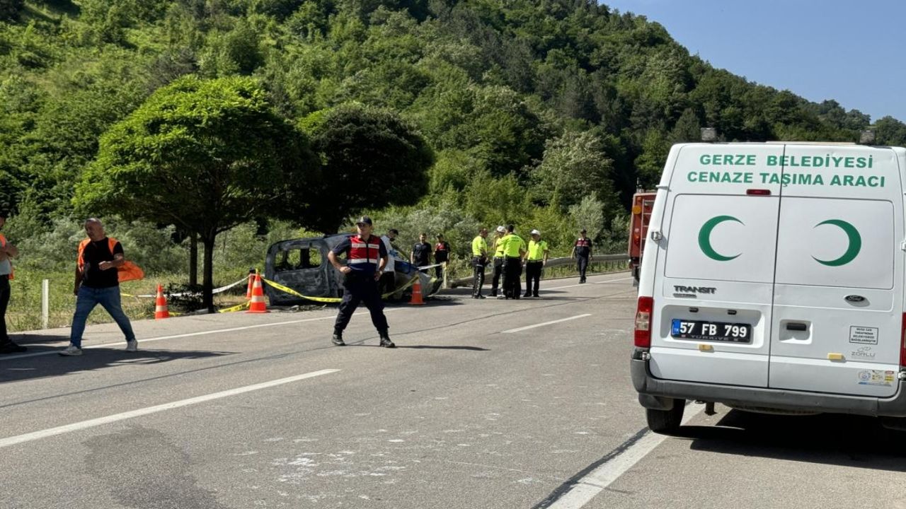 Sinop’ta feci trafik kazası 3 kişi hayatını kaybetti, 3 kişi yaralandı