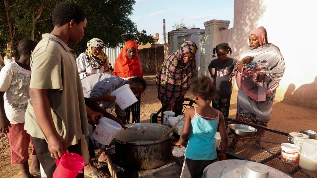 Sudan'da iç savaşın yarattığı gıda krizi nedeniyle her 5 kişiden 1'i kötü durumda