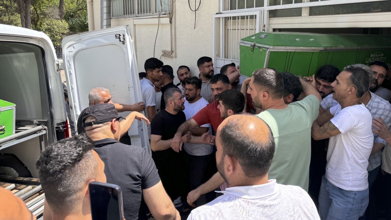 Suriyeli şahıs Gaziantep'te 3 kişiyi öldürüp intihar etti! 