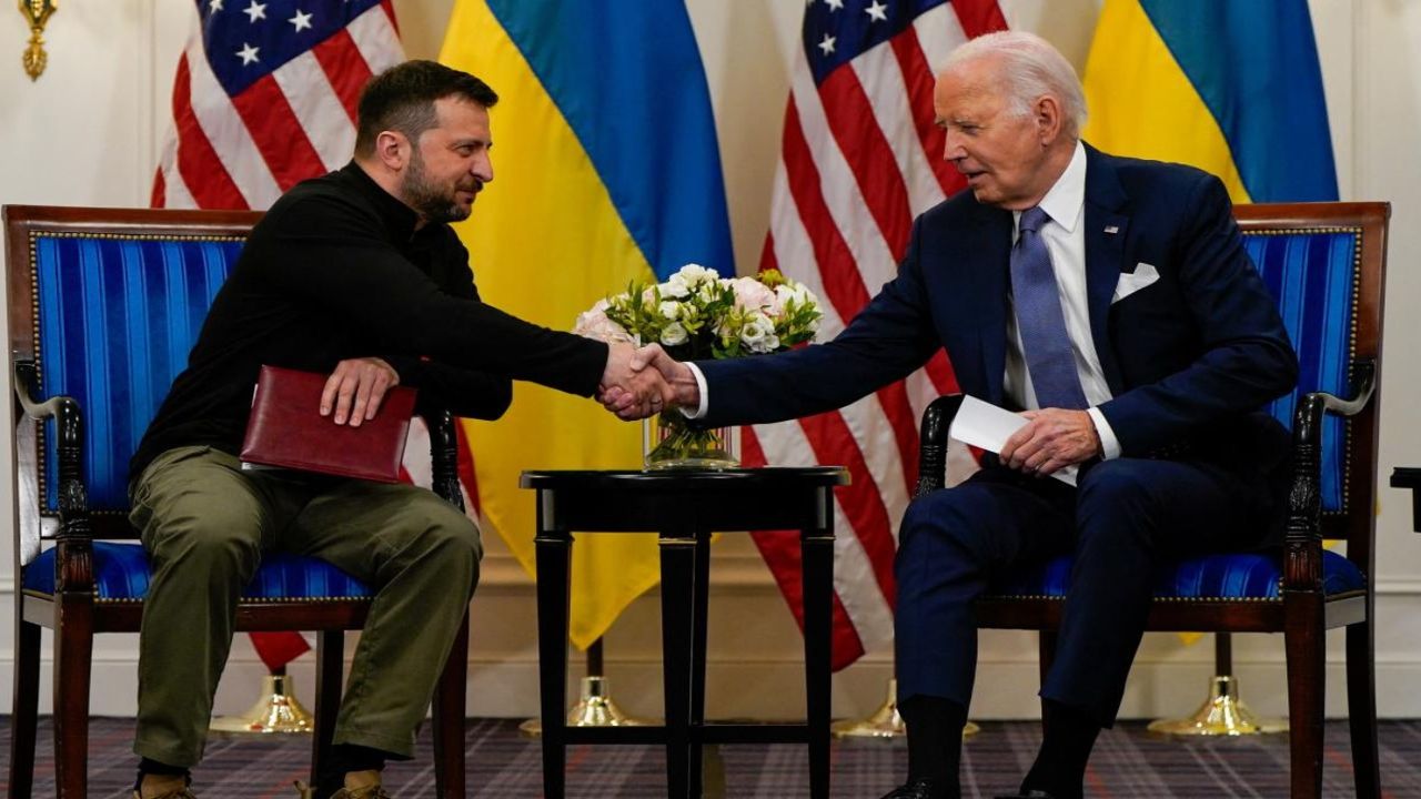 Zelenskiy, Biden ile Paris'te görüştü! Biden'den destek mesajı: Ukrayna'ya destek devam edecek