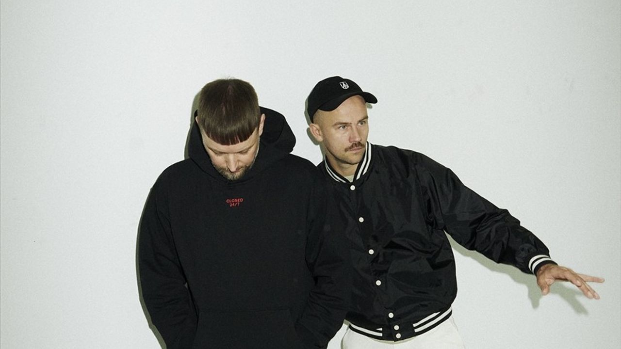 Adana Twins, PSMLoves2Dance Etkinliğinde Sahne Alacak