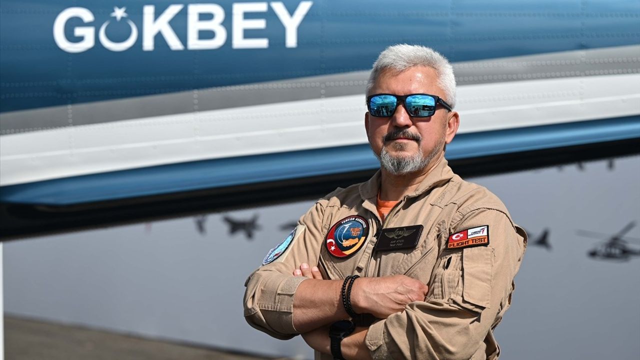 GÖKBEY Helikopteri İngiltere'deki İlk Uçuş Gösterisini Başarıyla Gerçekleştirdi