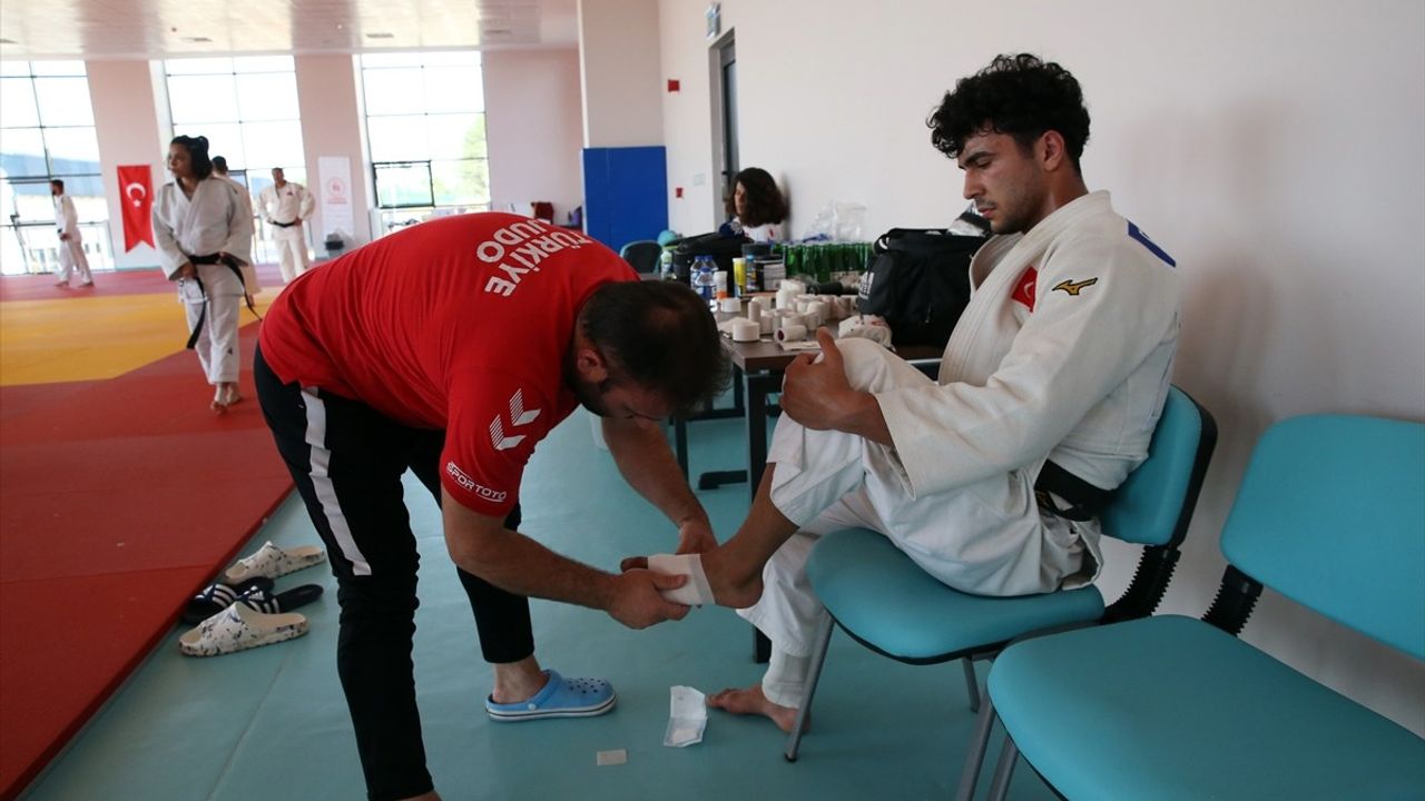 Judo Milli Takımı Olimpiyat Yolunda Sağlık ve Başarı İçin Çalışıyor