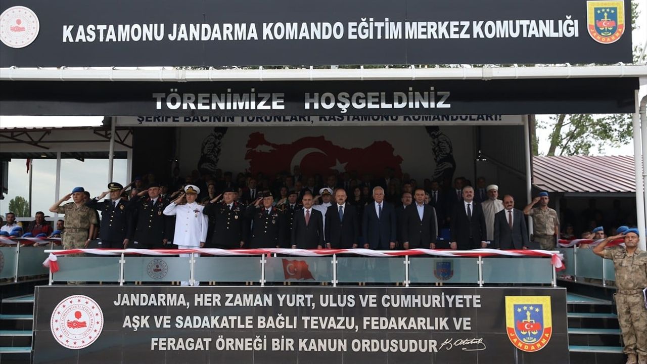 Kastamonu'da Uzman Erbaşlar Yemin Tördü