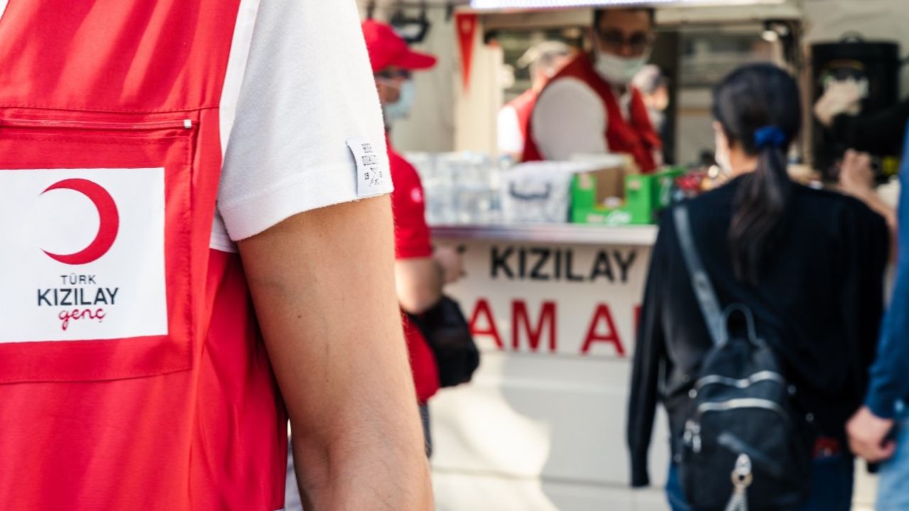 Kızılay'da yüksek maaş ile çalışma fırsatı! Kızılay KPSS'siz en az lise mezunu personel alım ilanını az önce açtı: Tıkla başvur