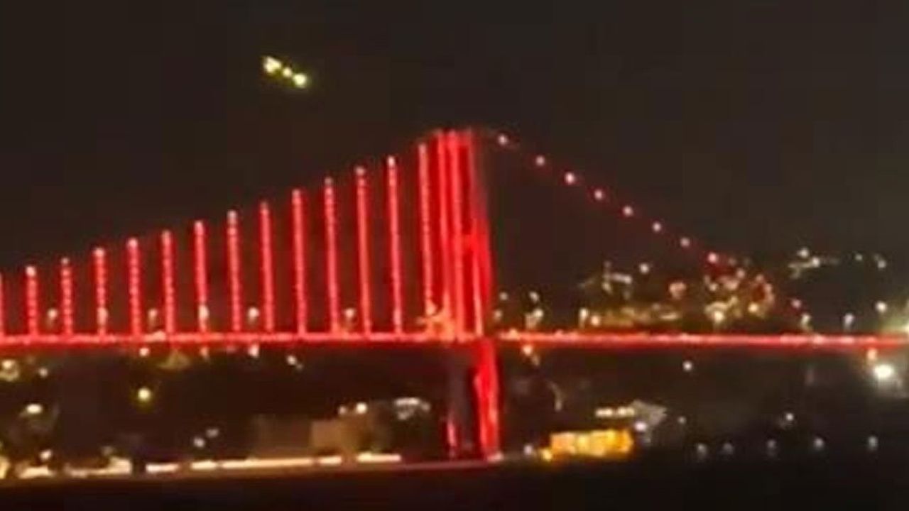 Marmara Bölgesi'nde gökyüzünde beliren parlak cisim heyecan yarattı! İstanbul'da panik