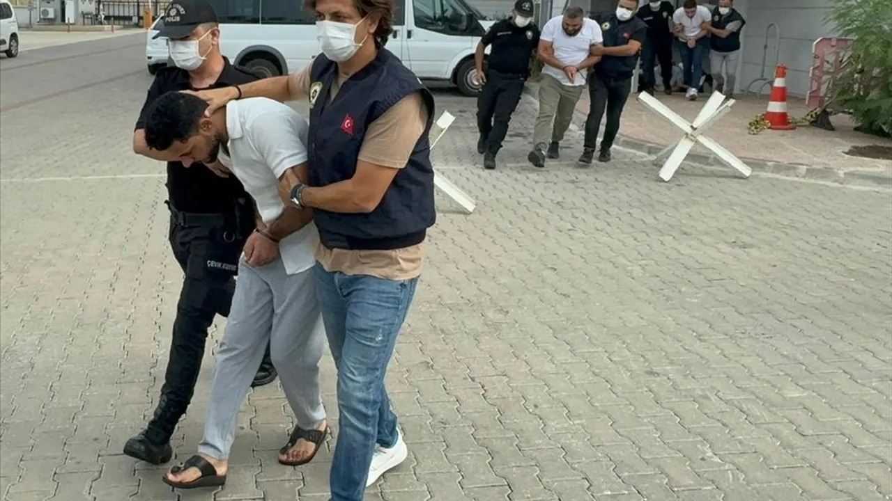 Mersin'de DEAŞ Operasyonu: 4 Zanlı Tutuklandı