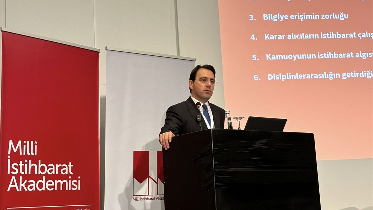 Milli İstihbarat Akademisi'nde Uluslararası İstihbarat Çalışmaları Çalıştayı Düzenlendi