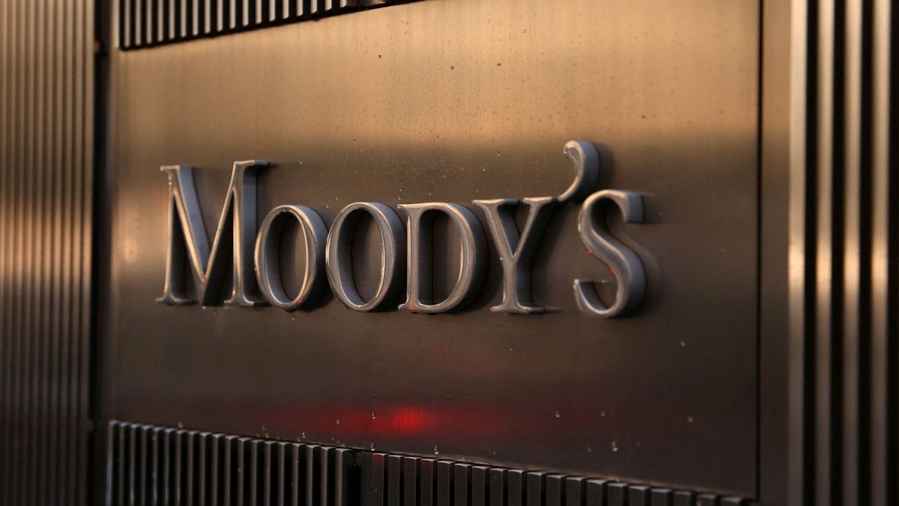 Moody's, Fransa seçim sonuçlarının kredi notuna etkisini değerlendirdi: Olumsuz etkiledi