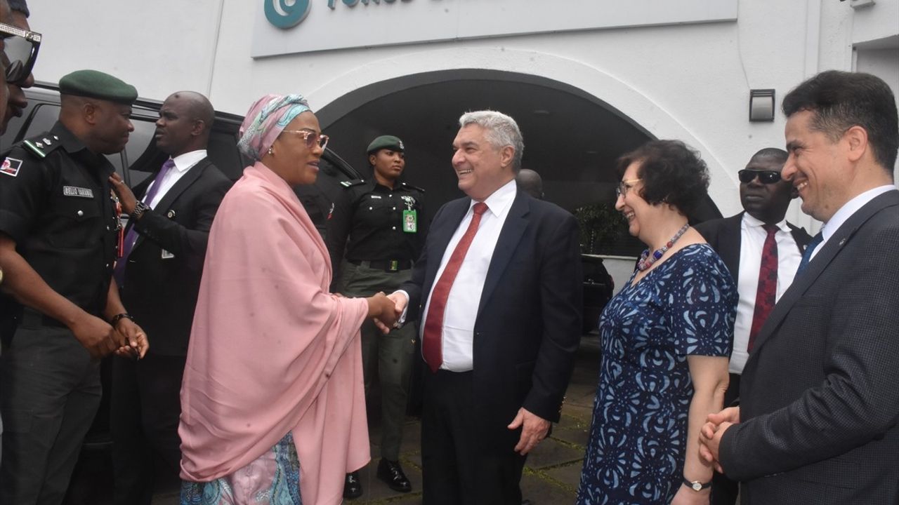 Oluremi Tinubu, Yunus Emre Enstitüsü'nü Ziyaret Etti