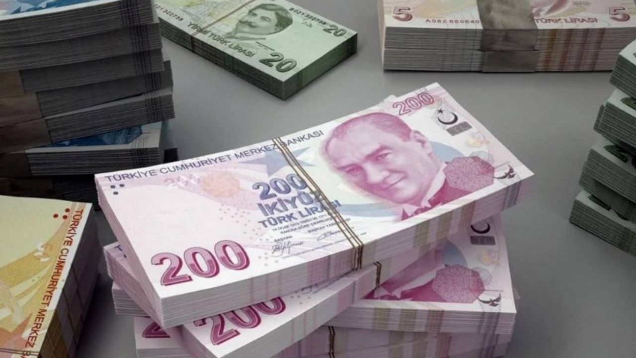 Parasını bankaya koyana ayda 16.811 TL kazanç! Cüzdanda para saklamayı unutun