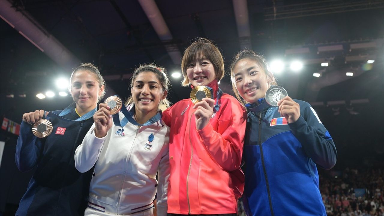 Paris 2024 Olimpiyat Oyunları'nda Judoda Kadınlar 48 Kiloda Altın Madalya Japon Sporcuya